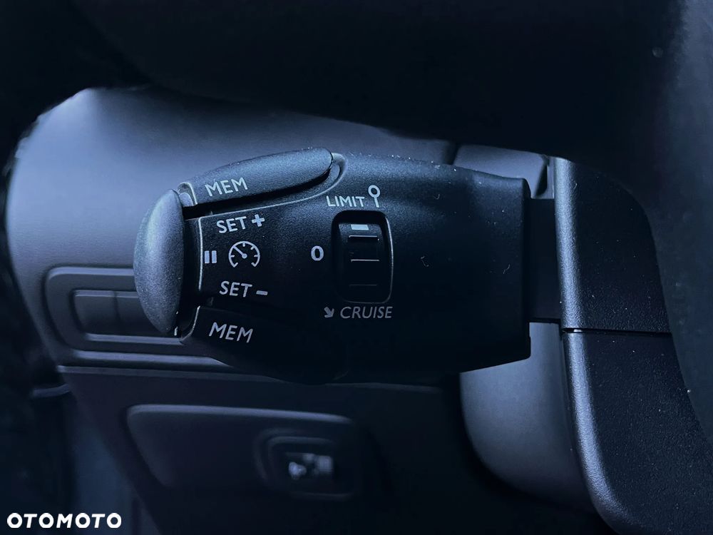 Citroën C3 Aircross 1.6 BlueHDi Shine S&S - 26