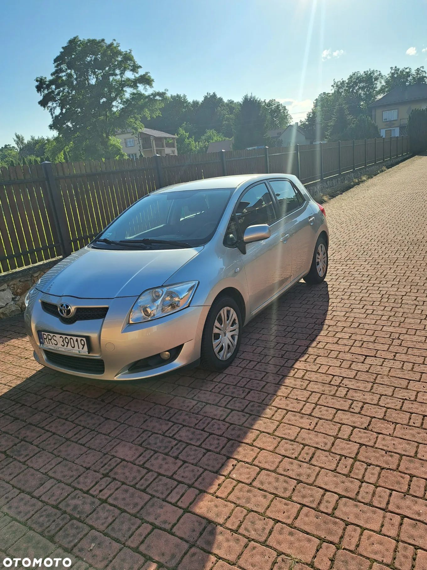 Toyota Auris 1.6 VVT-i Luna MM - 1