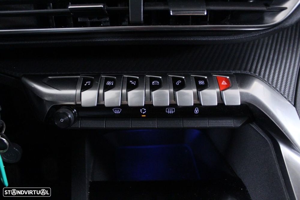 Peugeot 3008 1.5 BlueHDi Active - 29