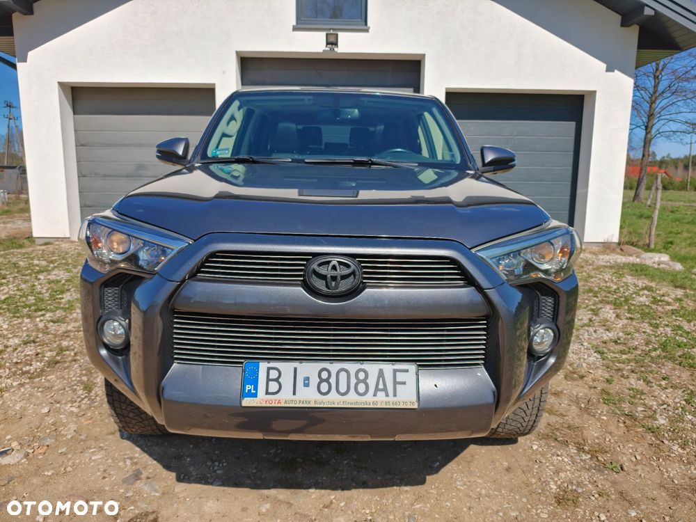 Toyota 4-Runner - 8