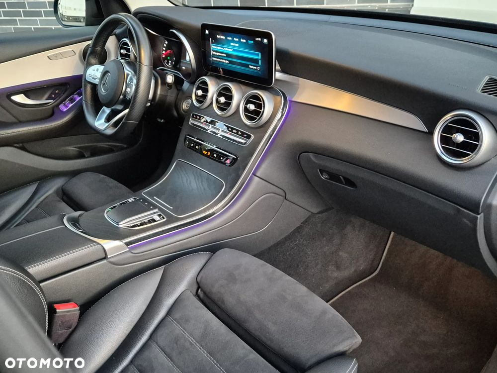 Mercedes-Benz GLC 220 d 4Matic 9G-TRONIC AMG Line - 30