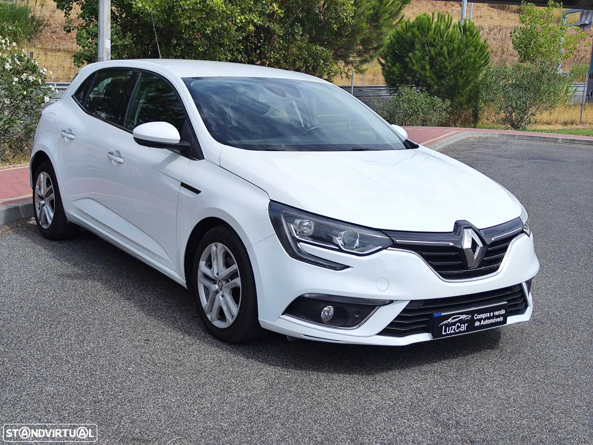Renault Mégane ENERGY dCi 110 EDC INTENS - 3