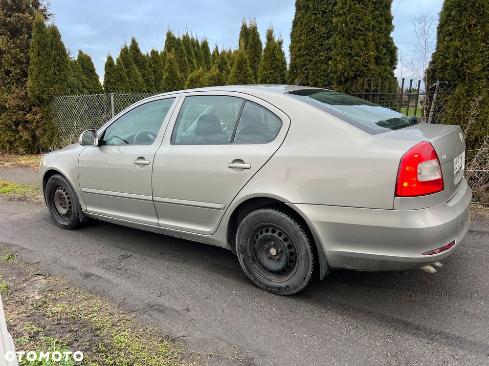 Skoda Octavia 2.0 TDI Ambiente - 11