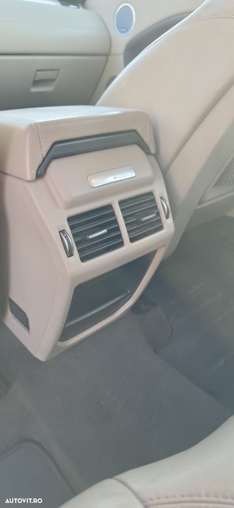 Land Rover Range Rover Evoque - 12