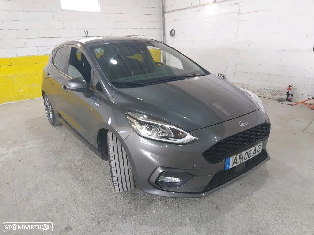 Ford Fiesta 1.0 EcoBoost MHEV ST-Line - 4