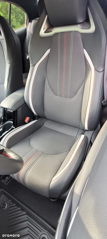 Toyota Corolla 1.8 Hybrid GR Sport - 14