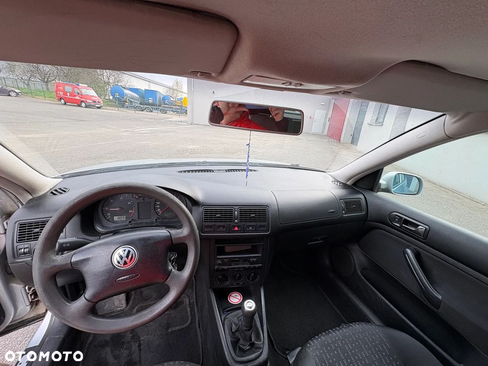 Volkswagen Golf 1.9 TDI Basis - 4