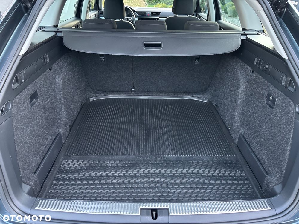 Skoda Superb 1.5 TSI Ambition DSG - 39