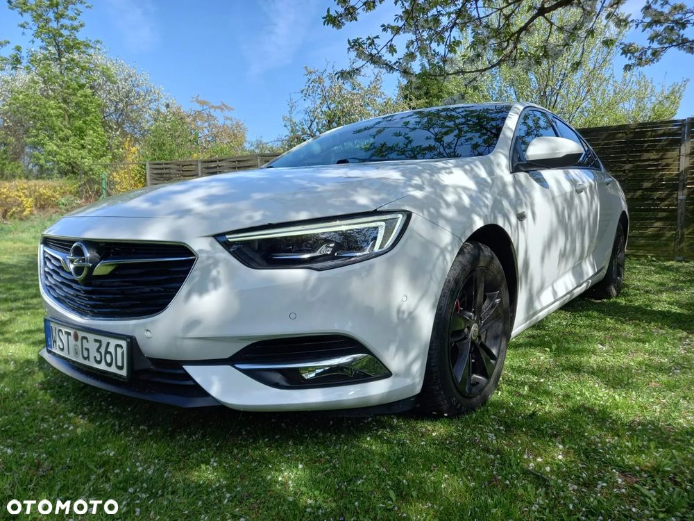Opel Insignia 1.6 Exclusive - 2