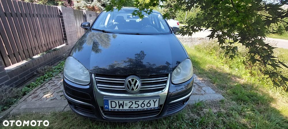 Volkswagen Jetta 1.9 TDI Comfortline - 25
