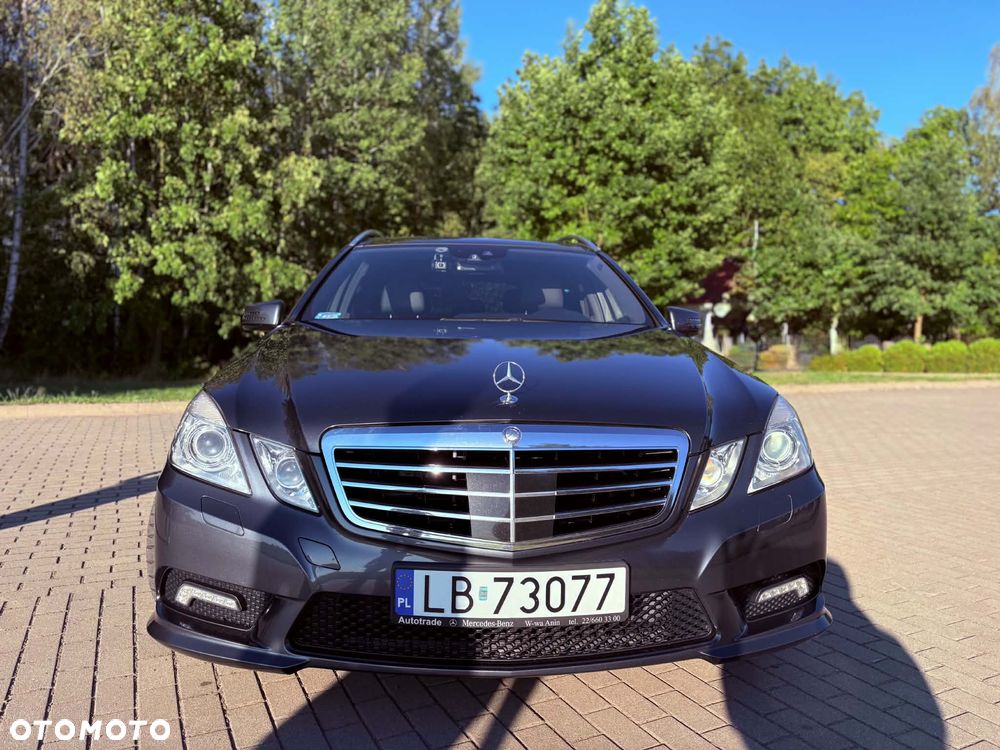 Mercedes-Benz Klasa E 350 CDI DPF BlueEFFICIENCY 7G-TRONIC Avantgarde - 20