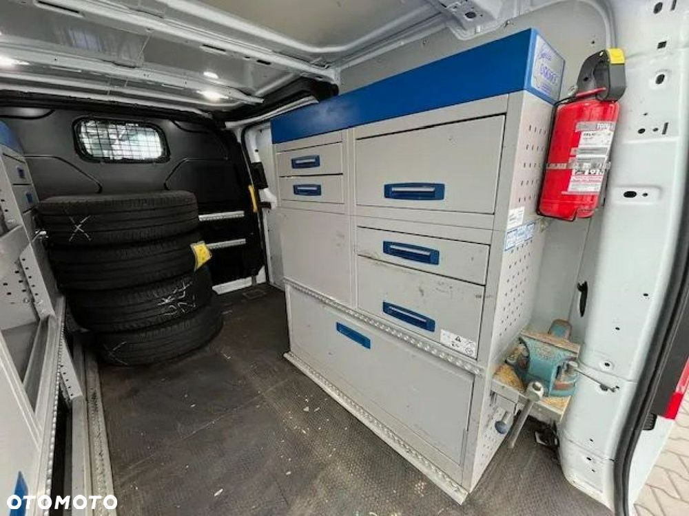 Ford Transit Custom - 16