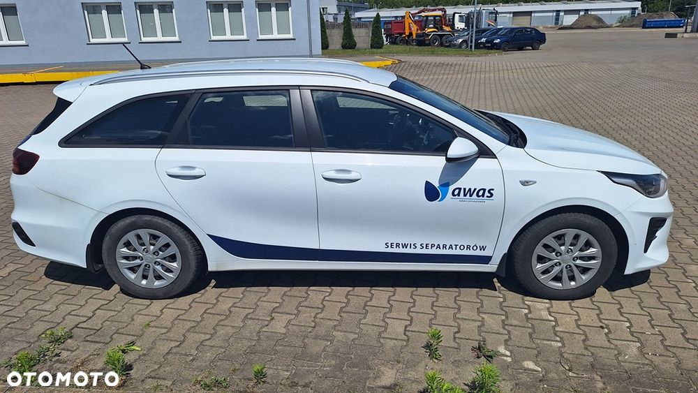 Kia Ceed 1.6 CRDi SCR M - 10