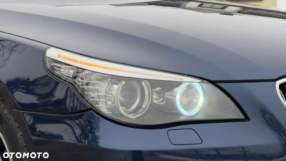 BMW Seria 5 525d - 10