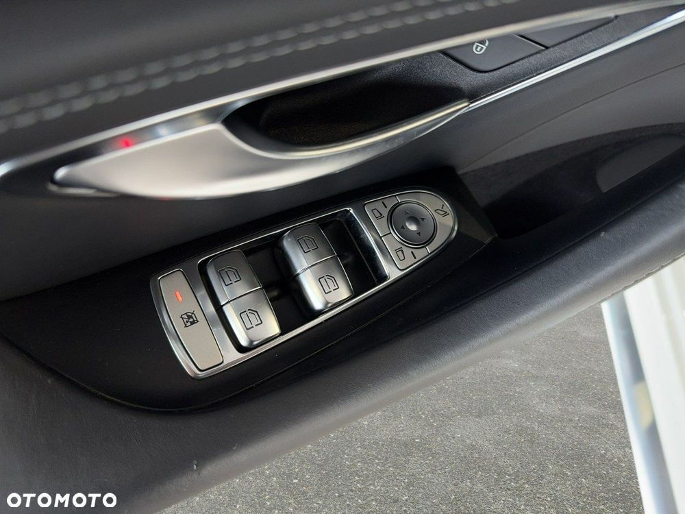 Mercedes-Benz AMG GT - 23