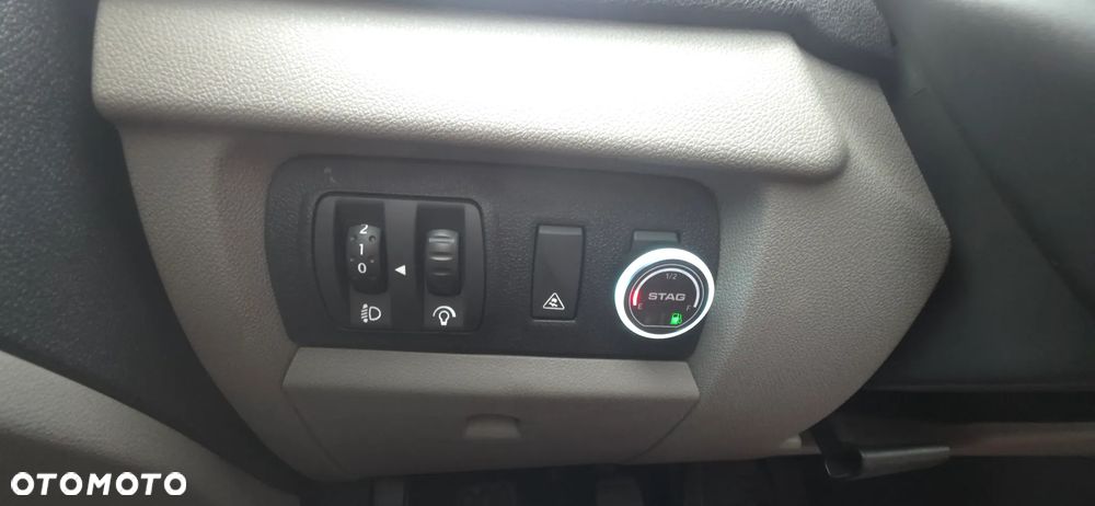 Renault Megane - 40