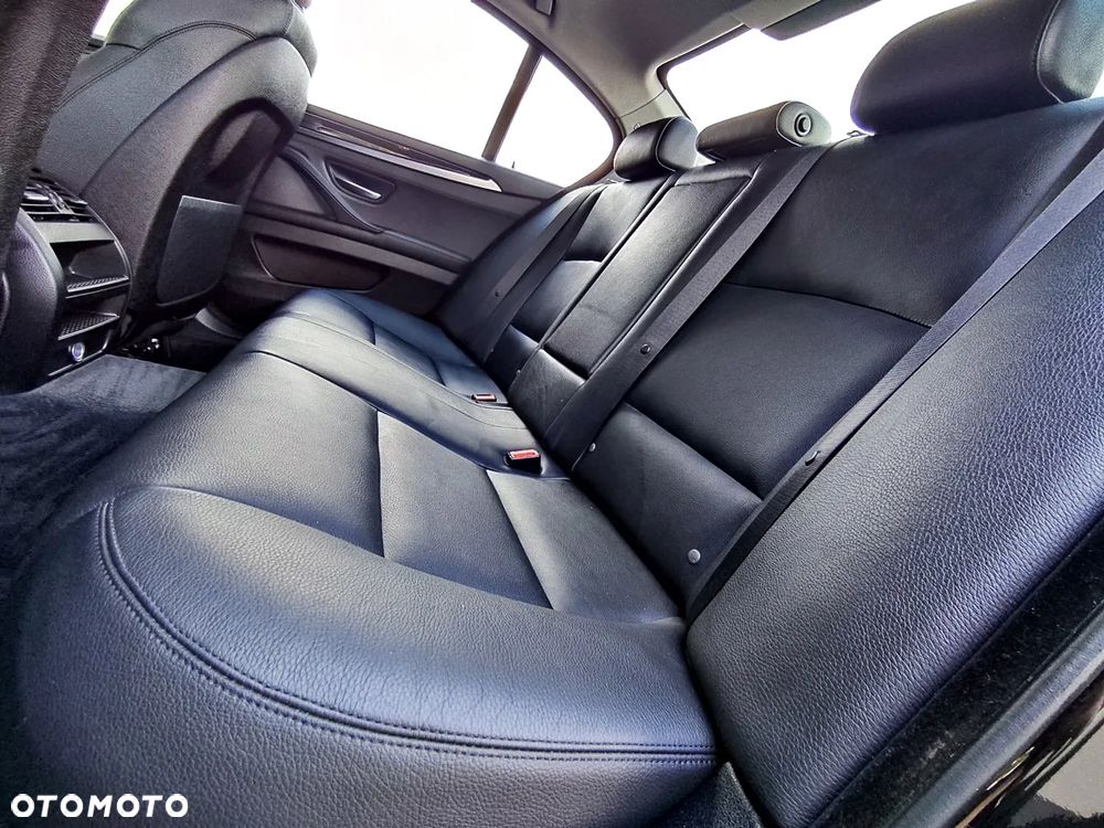 BMW Seria 5 528i xDrive - 19