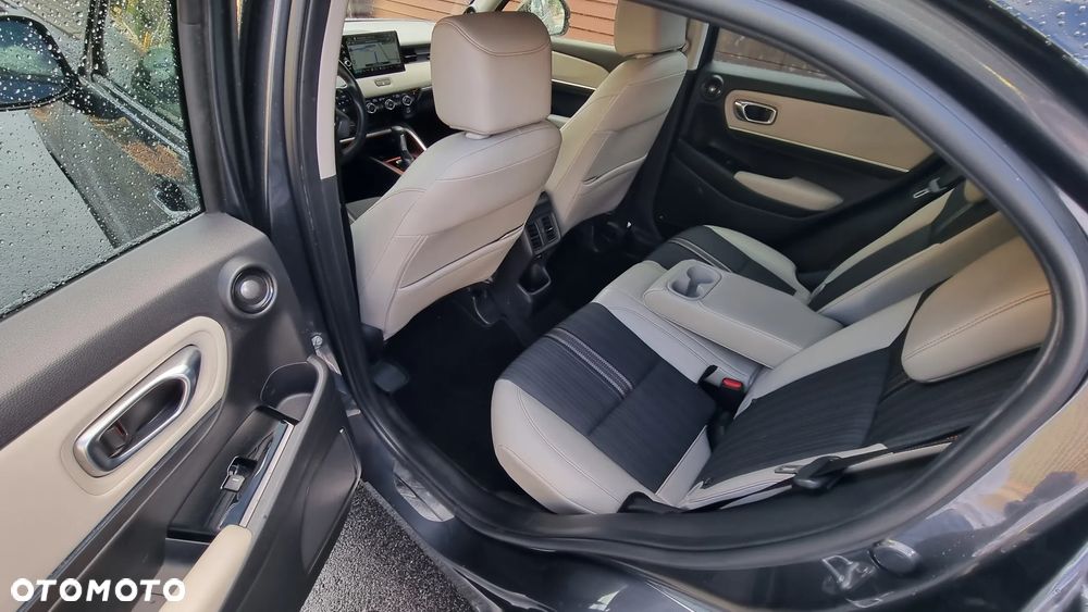 Honda HR-V 1.5 i-MMD Advance CVT - 28