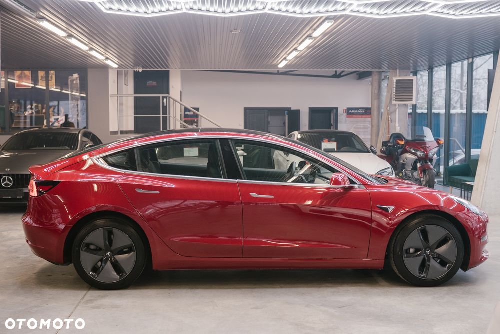 Tesla Model 3 Langstreckenbatterie Allradantrieb Dual Motor - 16