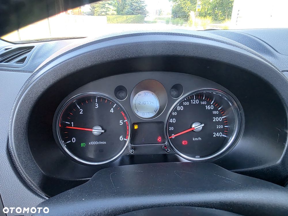 Nissan X-Trail - 23