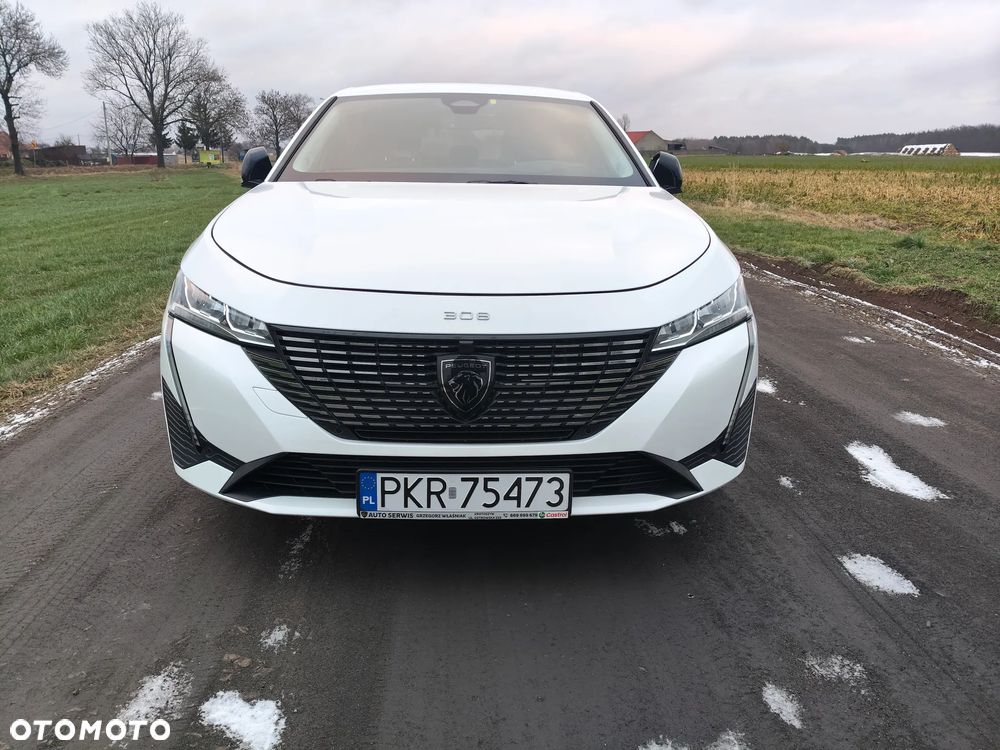 Peugeot 308 - 8