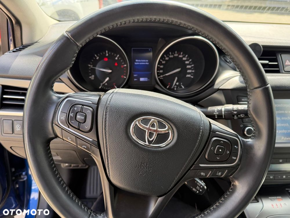 Toyota Avensis 2.0 D-4D Prestige - 8
