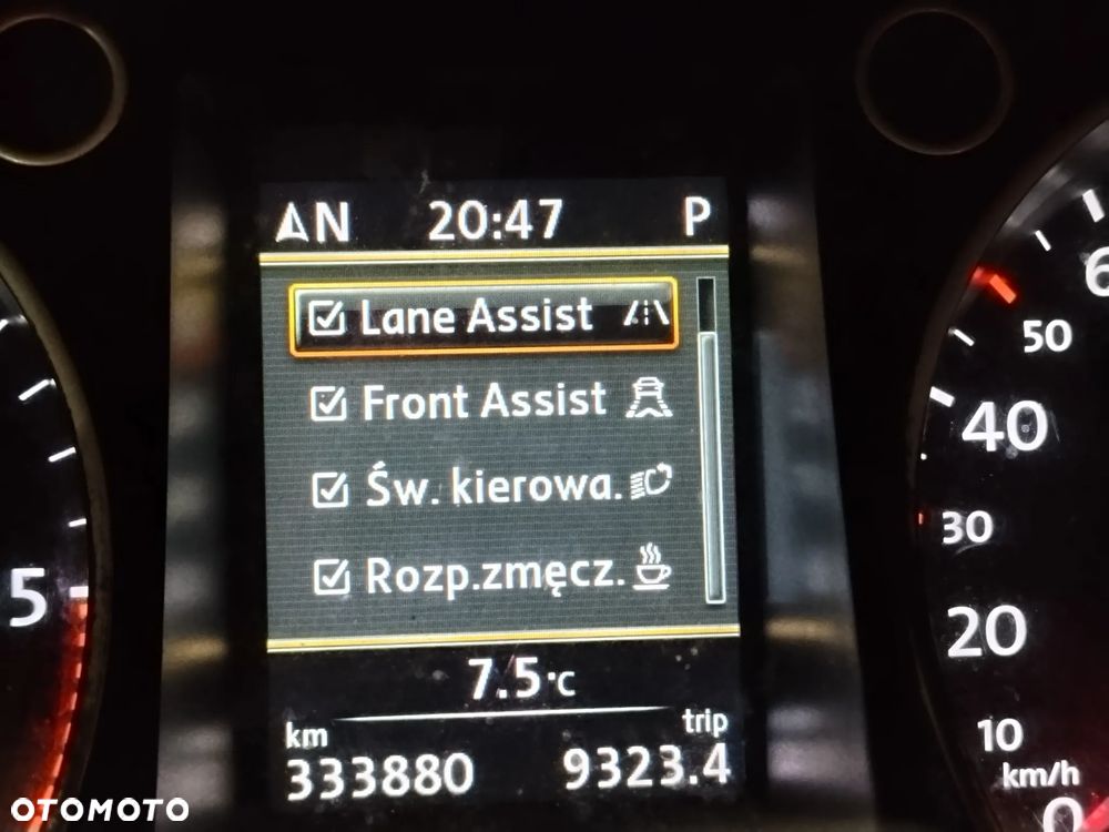 Volkswagen Passat 2.0 TDI Comfortline R-Style DSG - 19