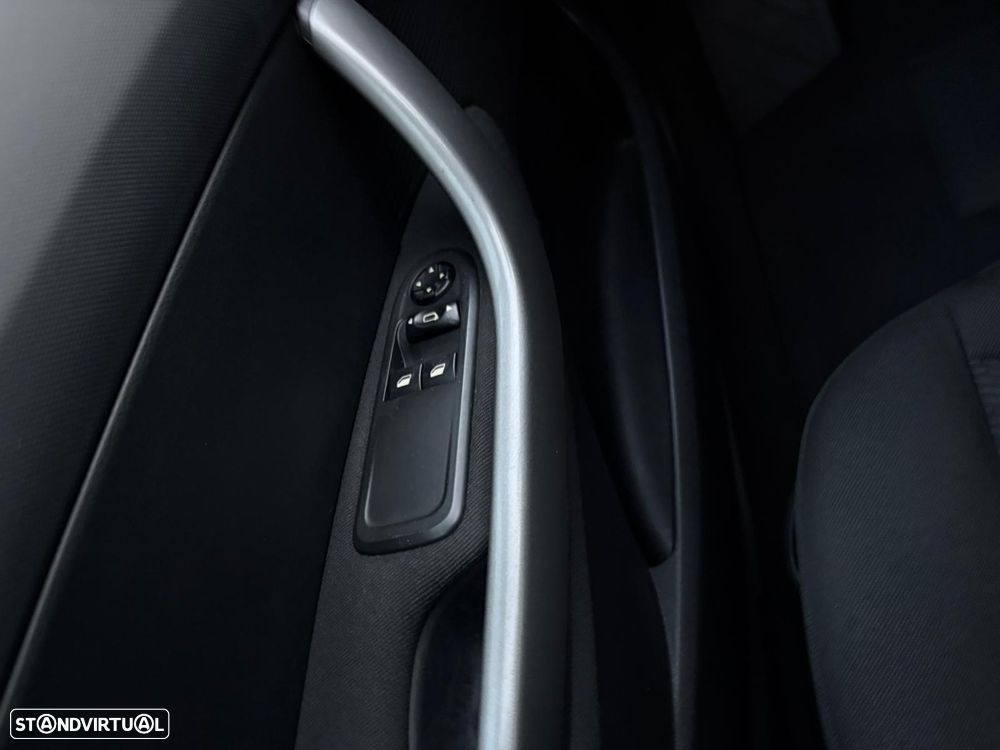 Peugeot 308 1.6 HDi Premium - 13