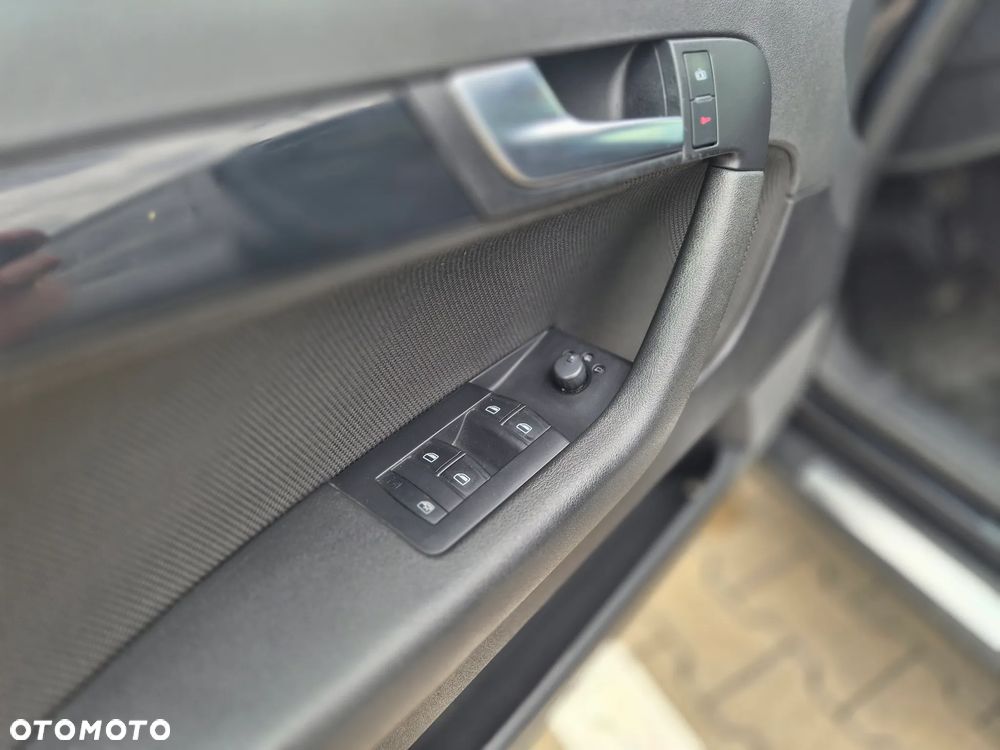 Audi A3 Sportback 2.0 TDI DPF (DSG) S tronic S line Sportpaket plus - 10