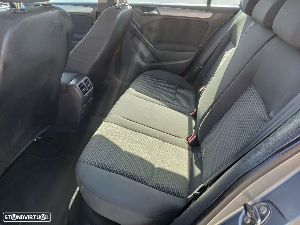 VW Golf 1.6 TDi Confortline - 17
