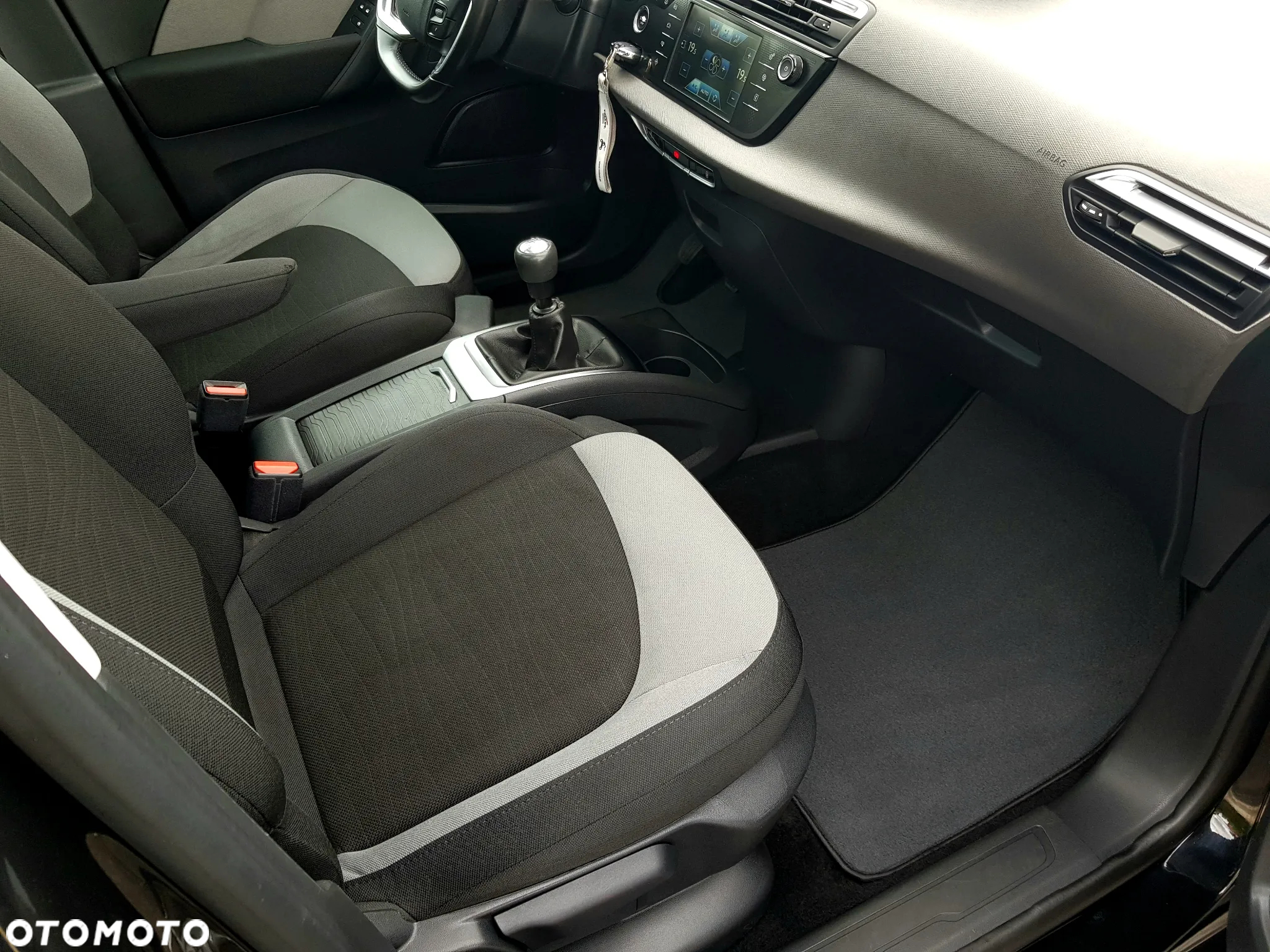 Citroën C4 Picasso 2.0 BlueHDi Exclusive - 17