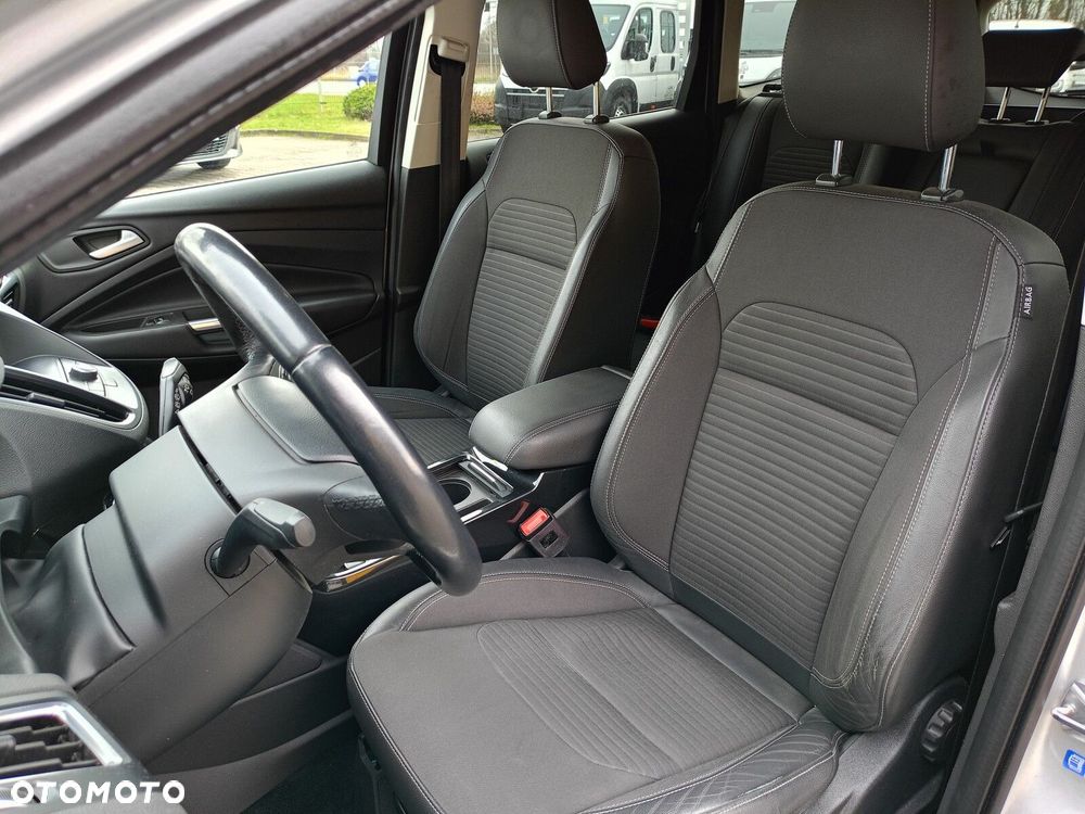 Ford Kuga 1.5 EcoBoost FWD Titanium - 22