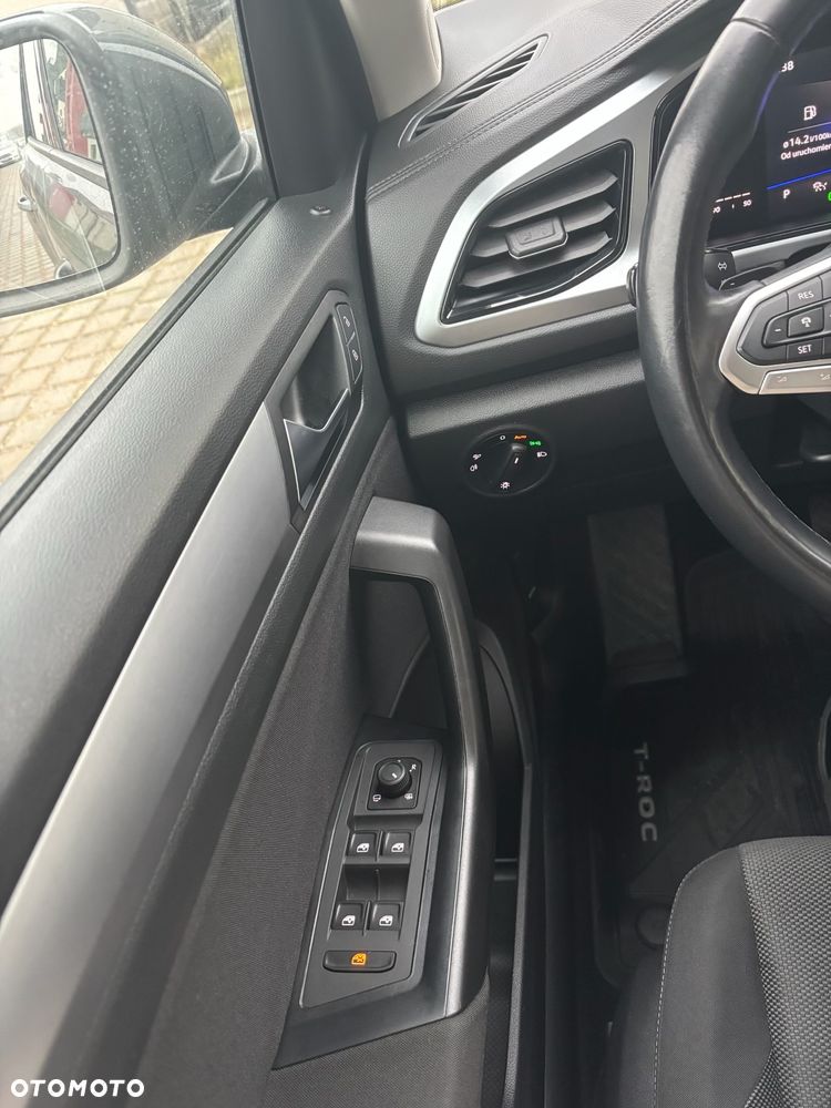 Volkswagen T-Roc 1.5 TSI Life DSG - 12