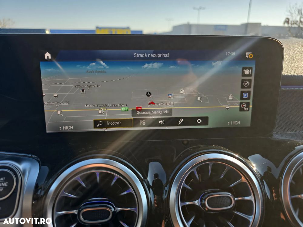 Mercedes-Benz GLB - 17