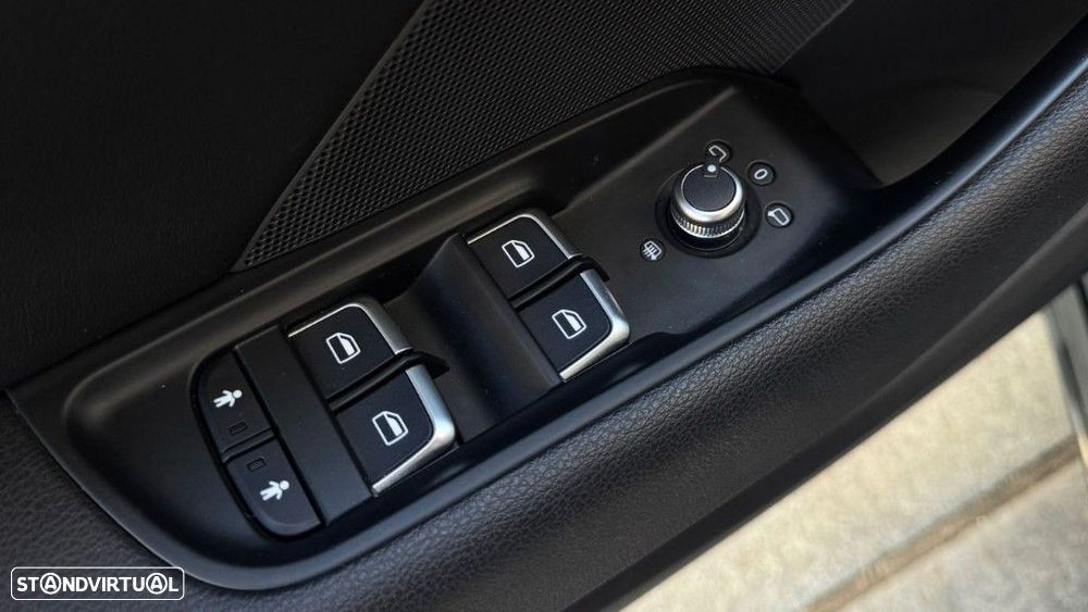 Audi A3 Sportback 1.6 TDI S-line - 9