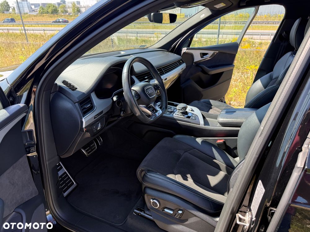 Audi Q7 45 TDI mHEV Quattro S Line Tiptr - 12