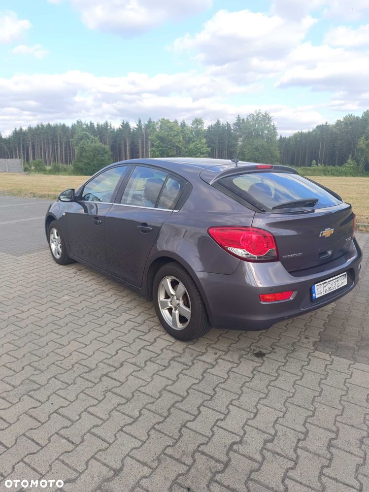 Chevrolet Cruze - 2