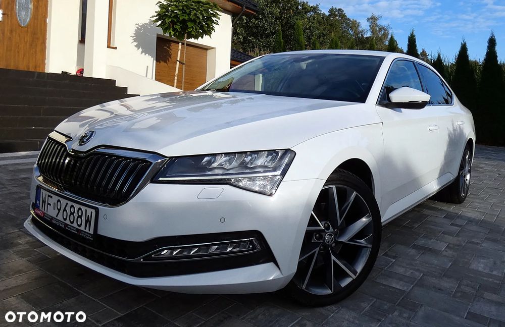 Skoda Superb 2.0 TDI SCR Style DSG - 9
