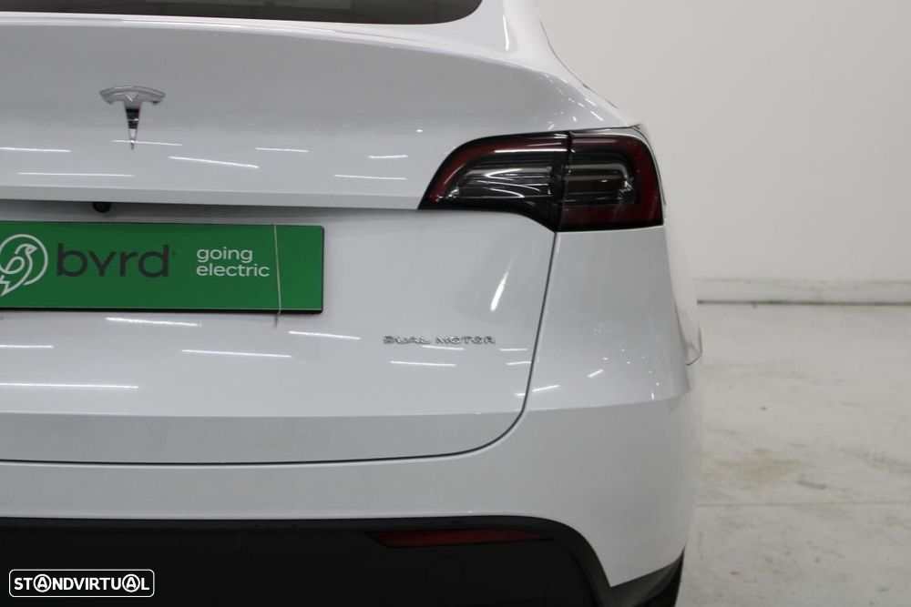 Tesla Model Y Long Range Tração Integral - 8