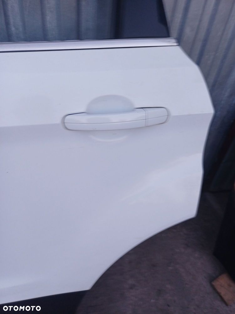 Drzwi lewy tył Ford Kuga MK2 kolor 5D - 4