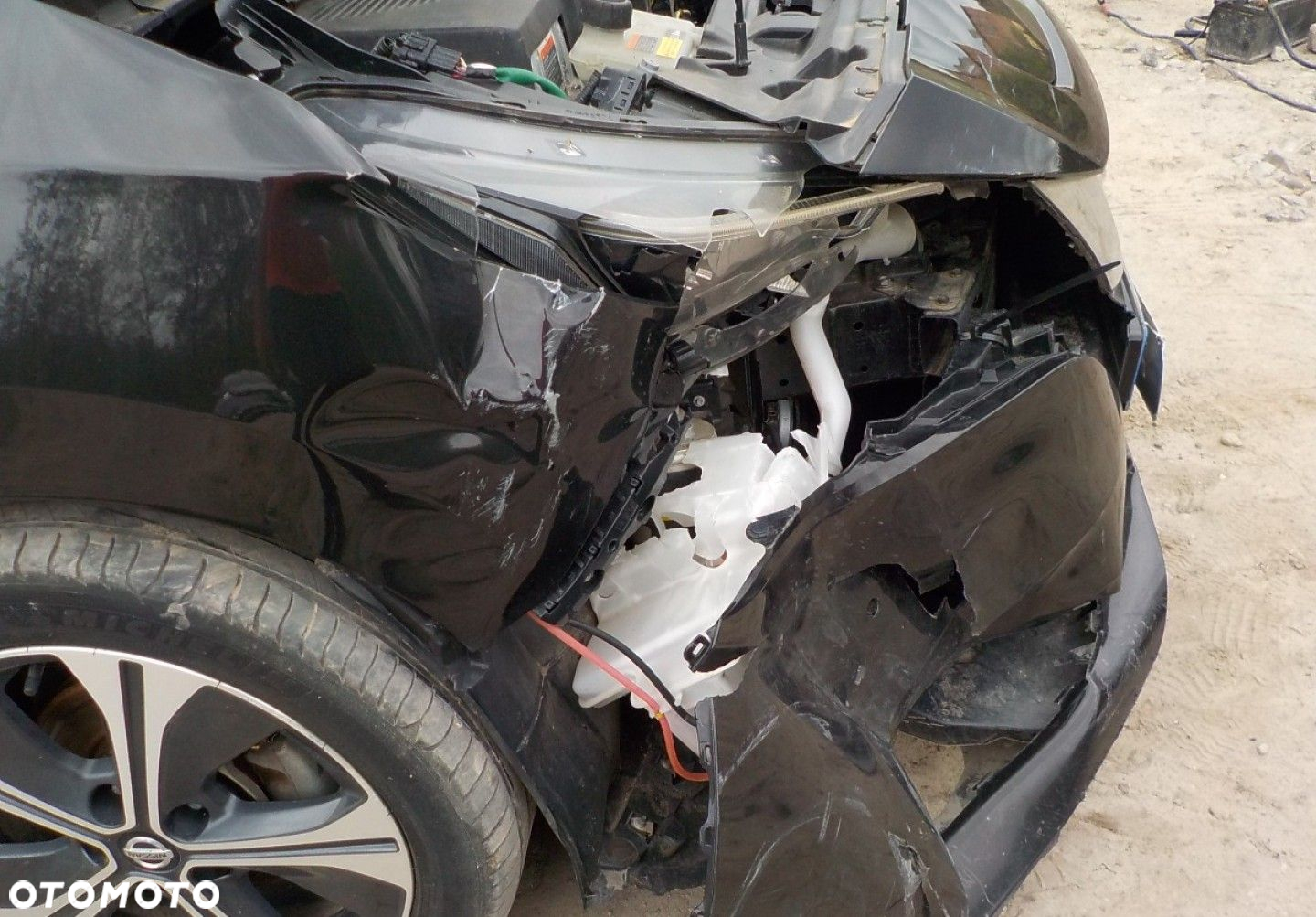 Nissan Leaf - 4
