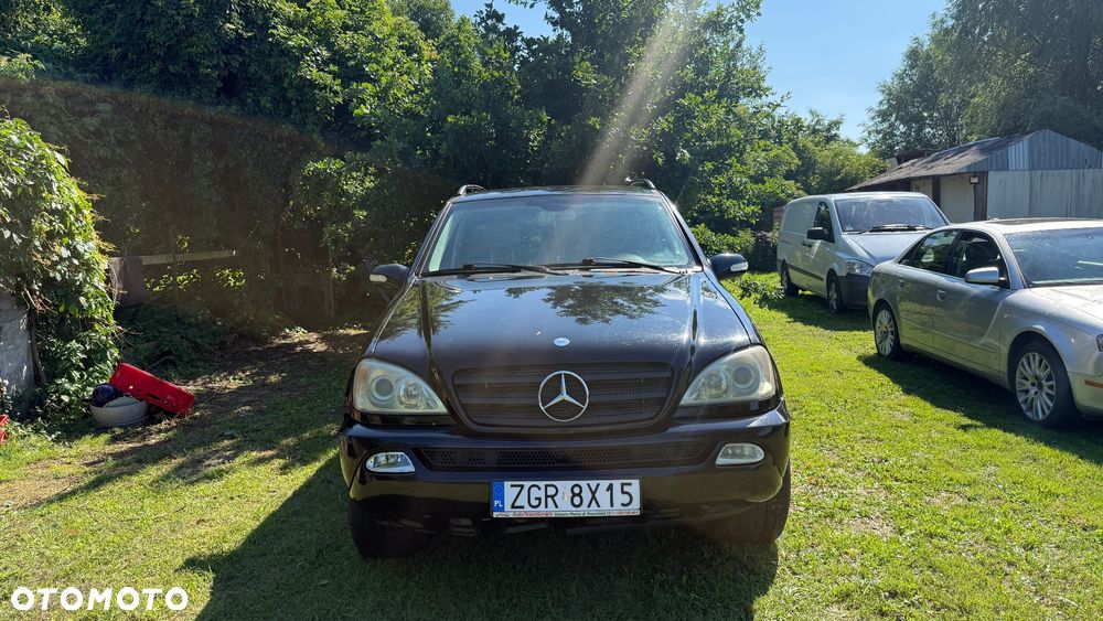 Mercedes-Benz ML - 8