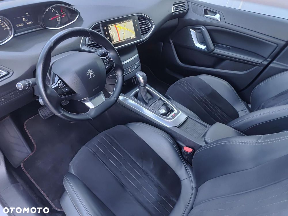 Peugeot 308 - 18