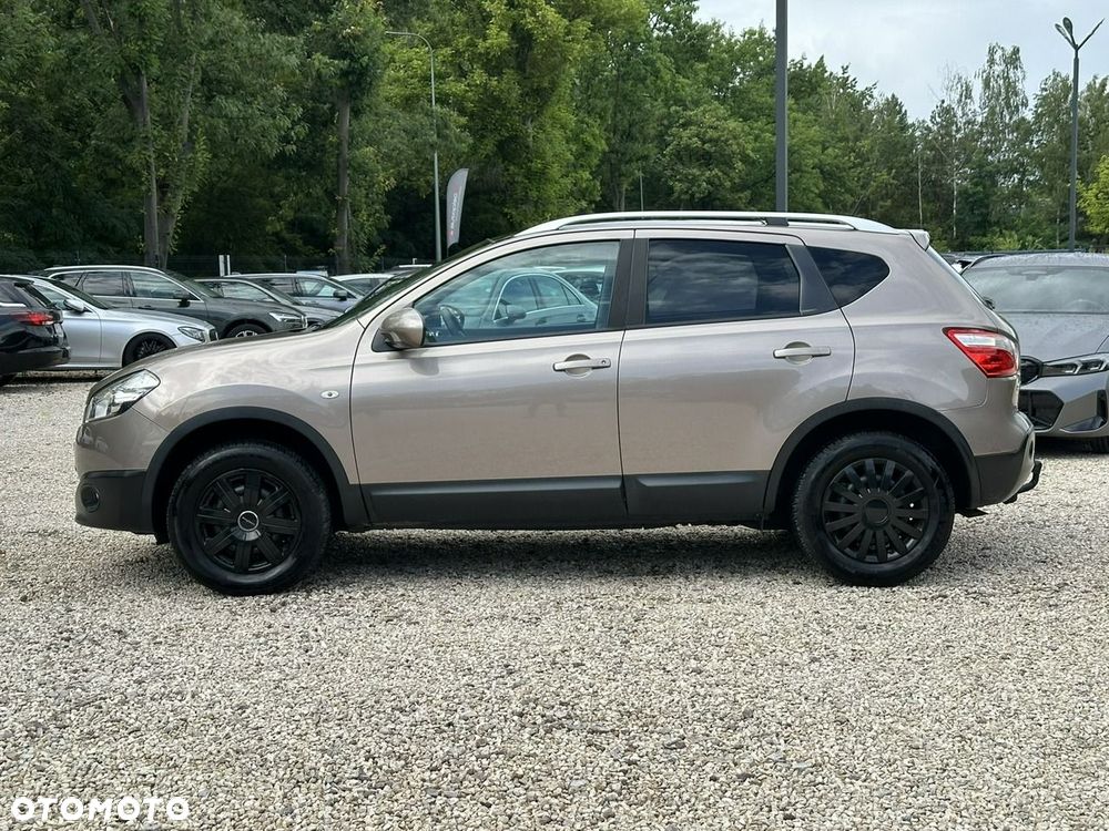 Nissan Qashqai - 4