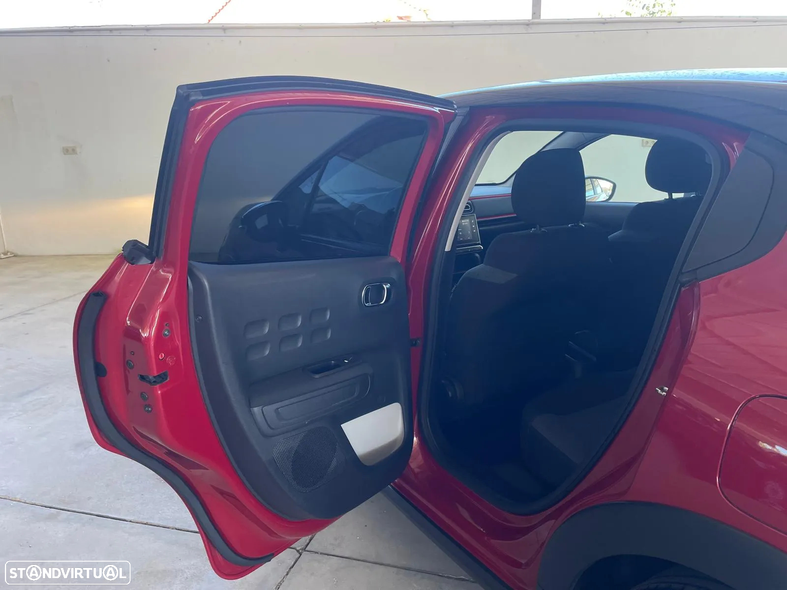 Citroën C3 1.2 PureTech Shine - 26