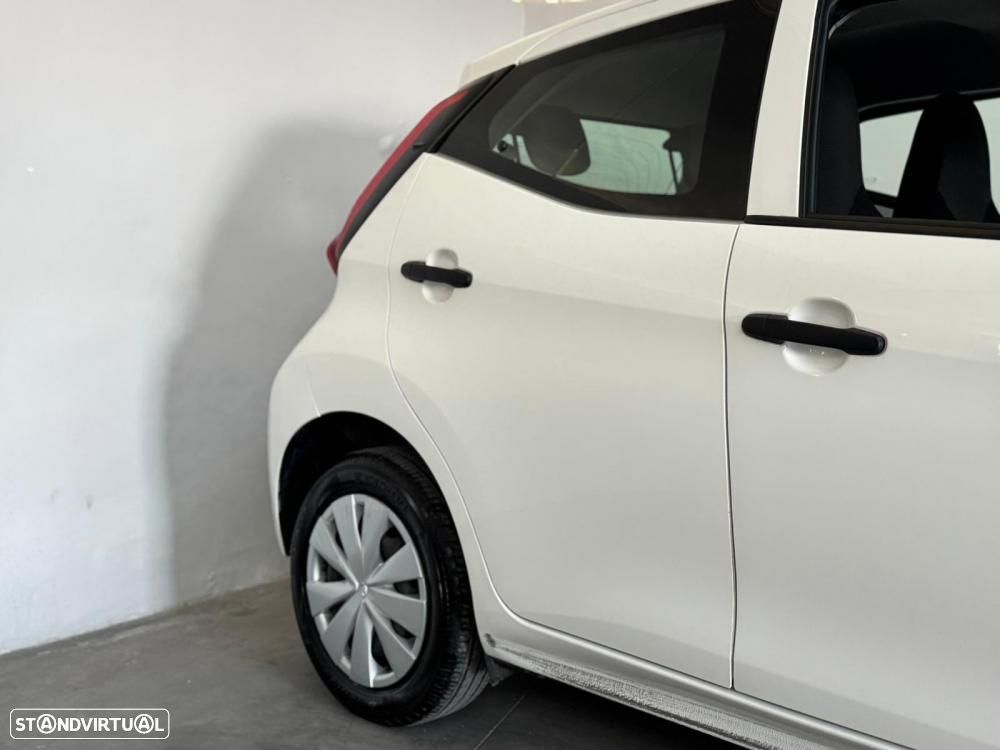 Toyota Aygo x-business - 5