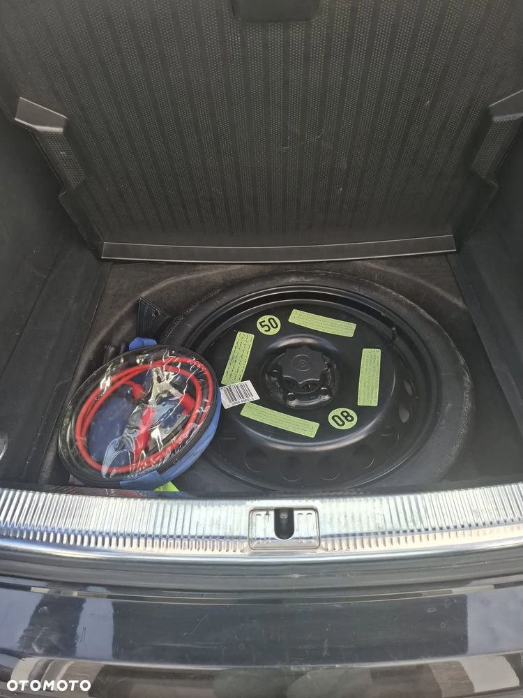 Audi A4 Avant 2.0 TDI - 8