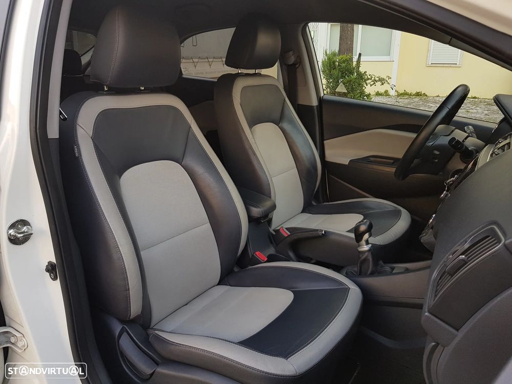 Kia Rio 1.1 CRDi TX Prime - 20