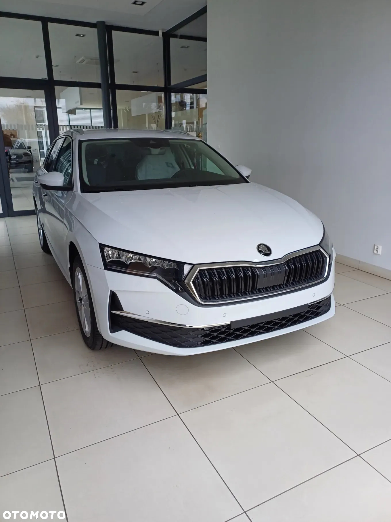 Skoda Octavia 2.0 TDI Selection DSG - 4