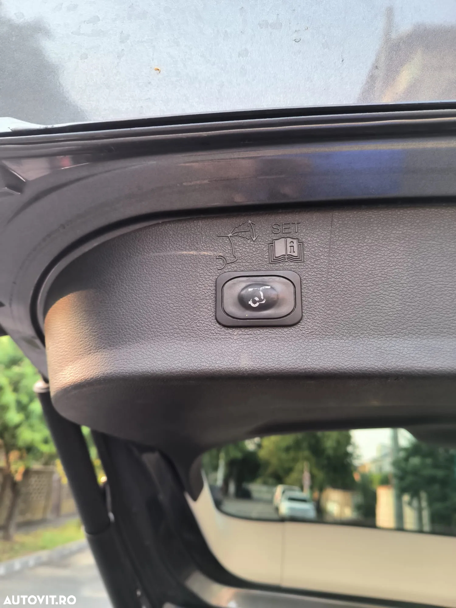 Ford Kuga 2.0 TDCi 4WD Powershift Titanium - 22